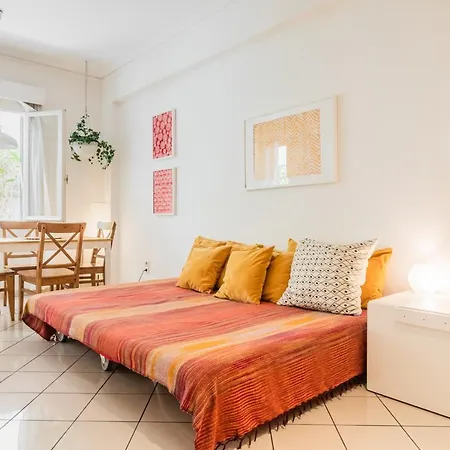 Beautiful With Veranda - Heart Of Apartment